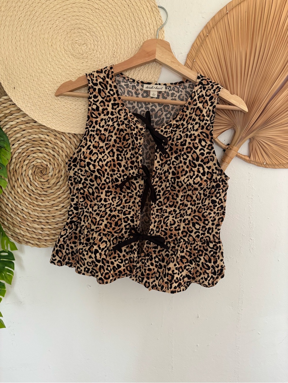 Derek Heart Leopard Print Tie-Front Tank - Tan/Black